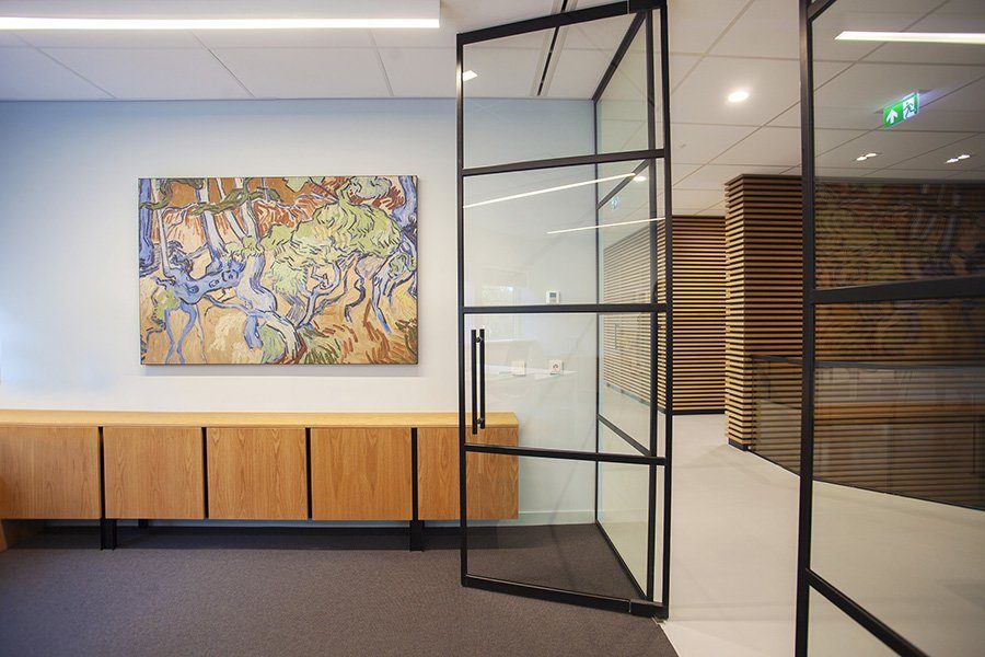 Geluidsabsorberend wandpaneel in theater Geluidsabsorberend wandpaneel in theater